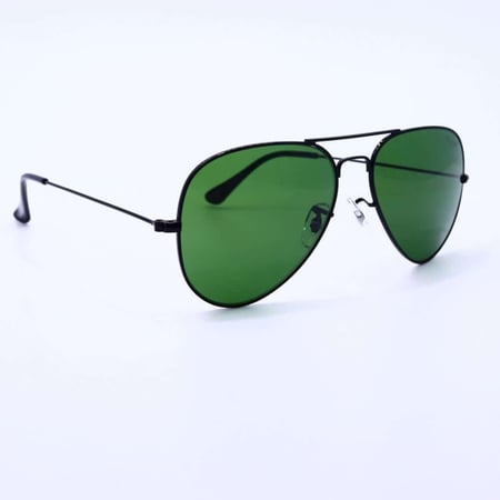 نظارة شمسية من Vines موديل 3025 عدسات زجاج