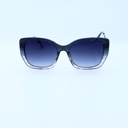 نظارة شمسية نسائية بإطار أنيق