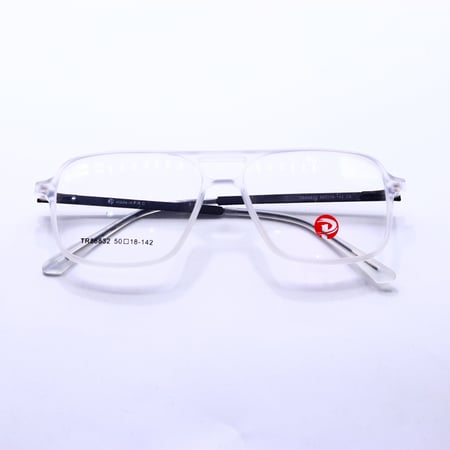 نظارات طبيه حديثه PORTO موديل TR86832