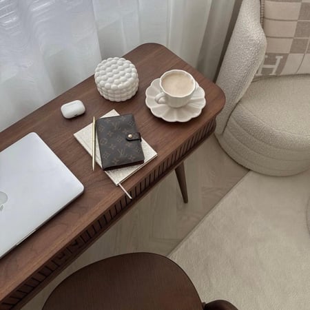 طاولة john lewis