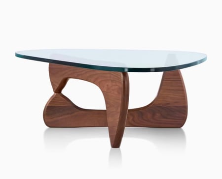 طاولة   :  lsamu Noguhi