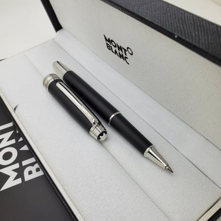 قلم مونت بلانك غطا اسود على فضي مطفي