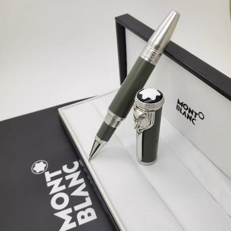 قلم مونت بلانك ذئب غطاء