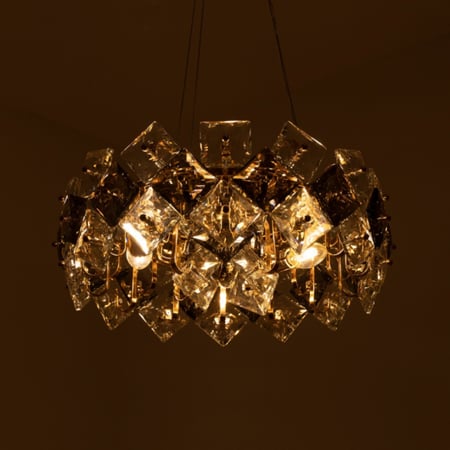 اضاءة سقف معلقة - ثريا علاقي تصميم مودرن