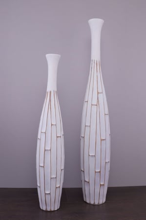 فازه مزهرية فايبر برقبة طويلة - بيضاء مخطط بلون بني - مقاسان