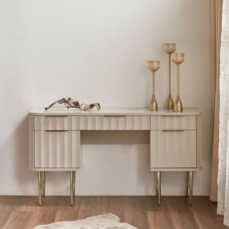 تسريحة بوحدات تخزين