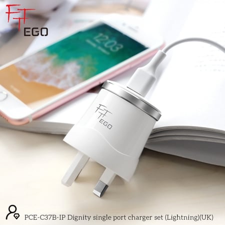 ايغو ديغنيتي شاحن منزلي ( سي 37 بي ) بمنفذ واحد مع سلك أيفون اللون أبيض