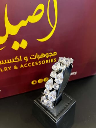 طقم وردي لمعة ألماس