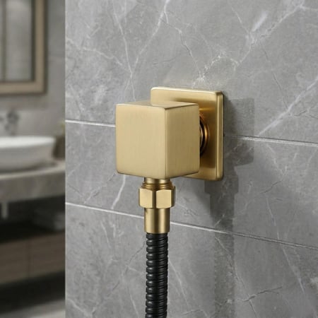 كوع شطاف ذهبي مطفي مربع