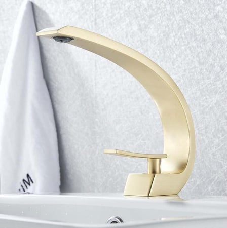 خلاط مغسلة نحاس بارد حار بتصميم كوبرا