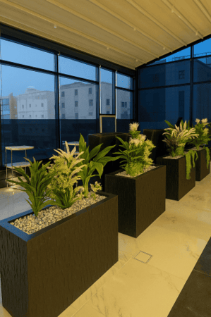 مراكن زرع فاخرة خارجية باللون الأسود المستطيل  فايبرجلاس عصري للحدائق