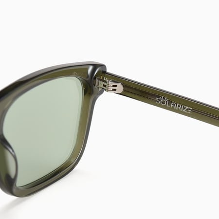 نظارة شمسية بحماية UV400 الكاملة بلون أخضر زيتوني شفاف عصري