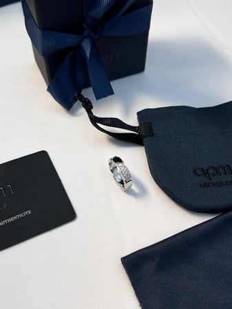 خاتم apm ذهبي / فضي