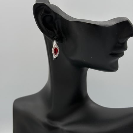 حلق بعدة ألوان