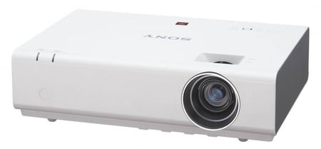 بروجكتر سوني ، حجم كبير ،مميز وعملي، جودة عالية ، اضاءة صافية وعالية SONY