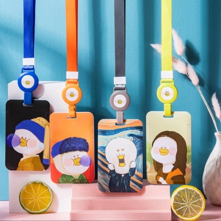 حامل بطاقة بطباعة زيتيه مع شارة سحب luxury card holder with oil painting