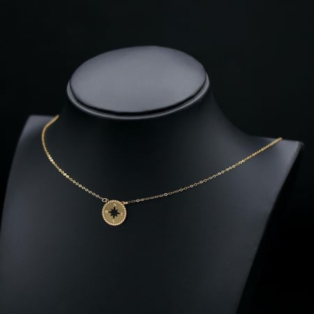 عقد ذهب ناعم