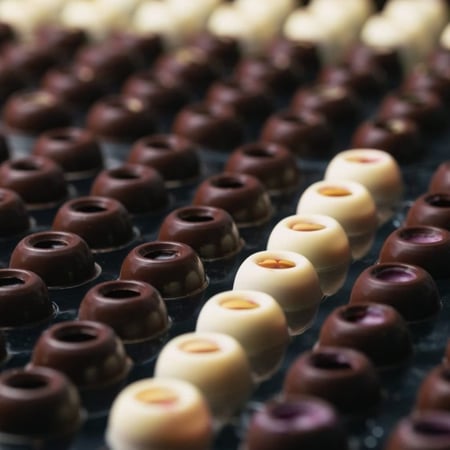 شوكولا ترافل ( ابيض ) كرتون 504 حبة