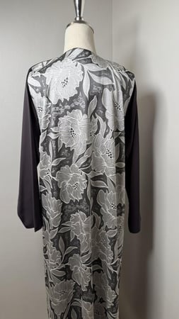 عبايه ياسمين