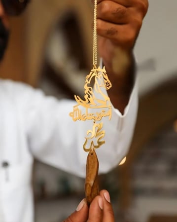 زينة سيارة بالاسم هدايا تخرج سيارةتفصيل أسماء ذهب وفضةعود مروكي للسيار
