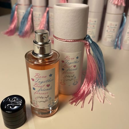 توزيعات عطور مع العلبه او عطر نص توله مسك بودره