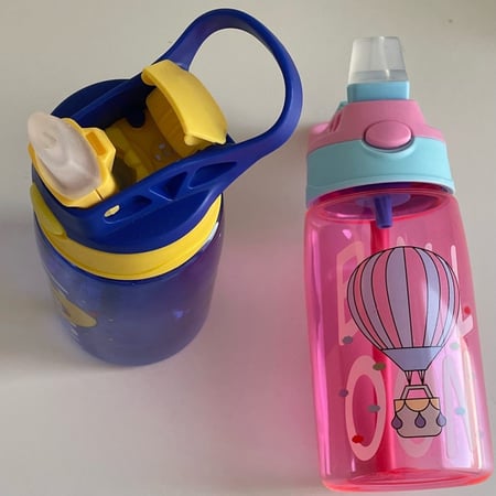 مطاره مانعه للانسكاب