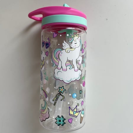 مطاره بلاستك مع مصاص سلكون مانعه للانسكاب