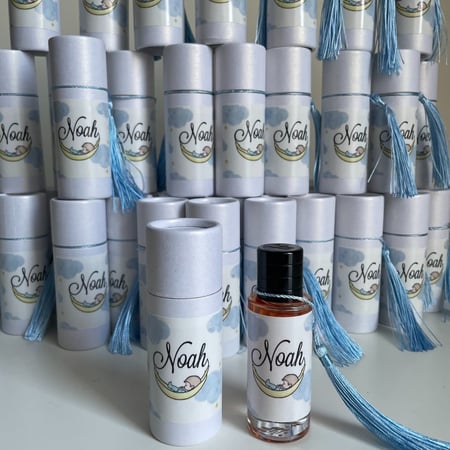 توزيعات عطور مع العلبه او عطر نص توله مسك بودره