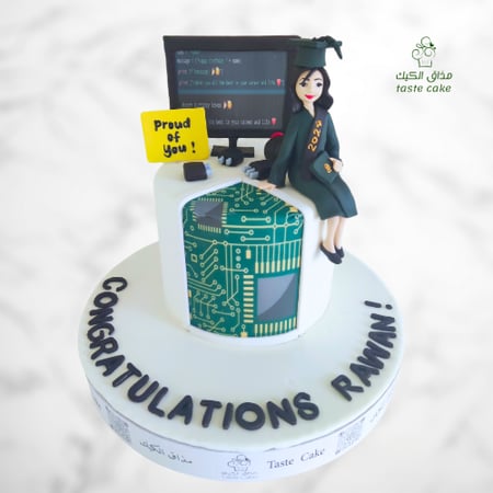 كيك تخرج ثم معندس برمجيات والكترونيات