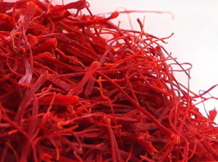 زعفران النقيل وزن 10 جرام