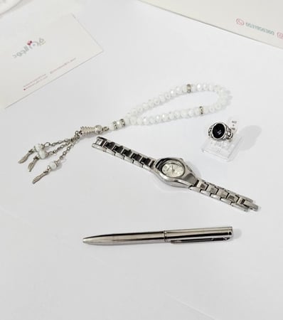 طقم الأناقة المميز للأطفال – لمسة فخامة للصغار