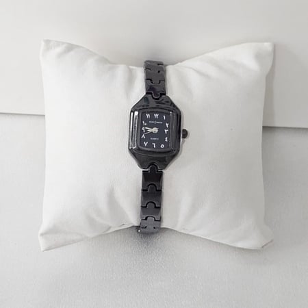 ساعة أطفال أنيقة بحجم صغير