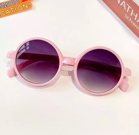 نظارة بنات صغار