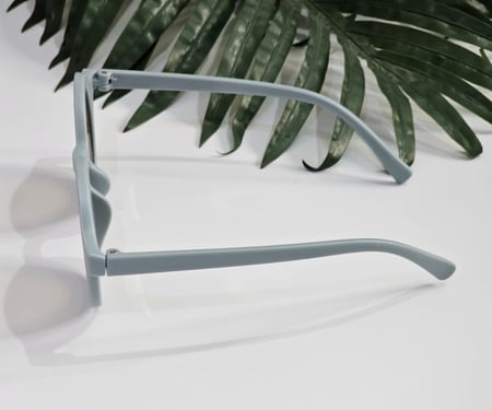 نظارة أطفال