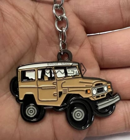 ميداليه ربع عشه FJ40