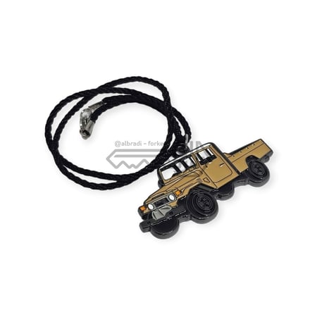 ميداليه شاص FJ45