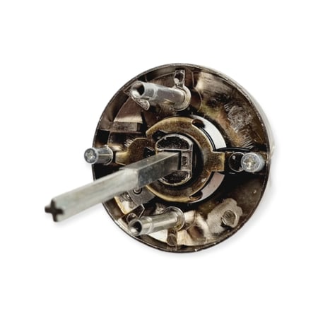 يد باب طوارئ