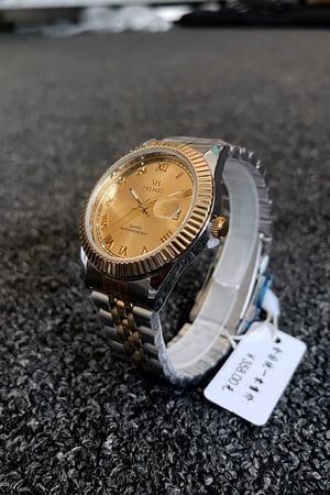 ساعة كلاسيك رجالي