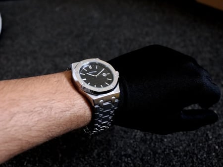 هدية رجالية ساعة فخمة