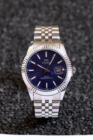 ساعه كلاسيكيه