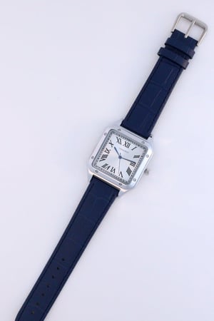 ساعة شبيهة كارتير