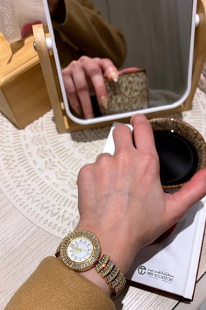 ساعاساعات يد نسائية 2023ت يد نسائية 2023