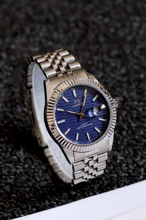 ساعه كلاسيكيه