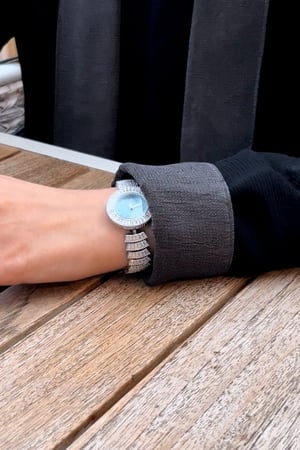 ساعة نسائية فضي ميناء فيروزي بفصوص الزركون شبيه الألماس