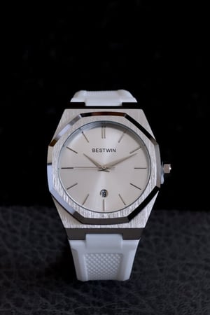 دي ون ميلانو تقليد