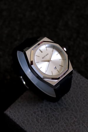 ساعه ربر اسود