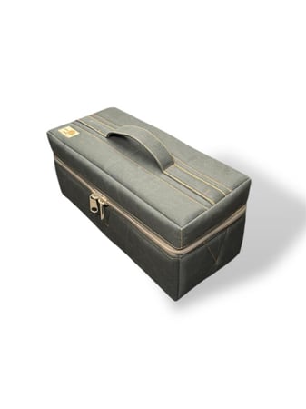 شنطة عزبة مستطيل زيتي رقم 3