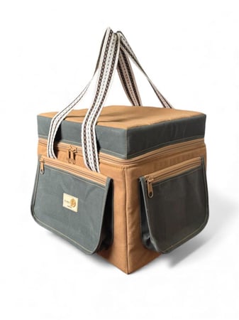 شنطة عزبه مربع لونين رقم 2