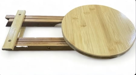 كرسي خشب تراثي قابل للطي