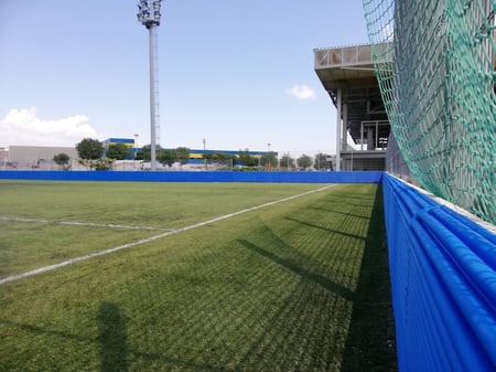 فوم عازل للصدمات مناسب للاستخدام الداخلي والخارجي